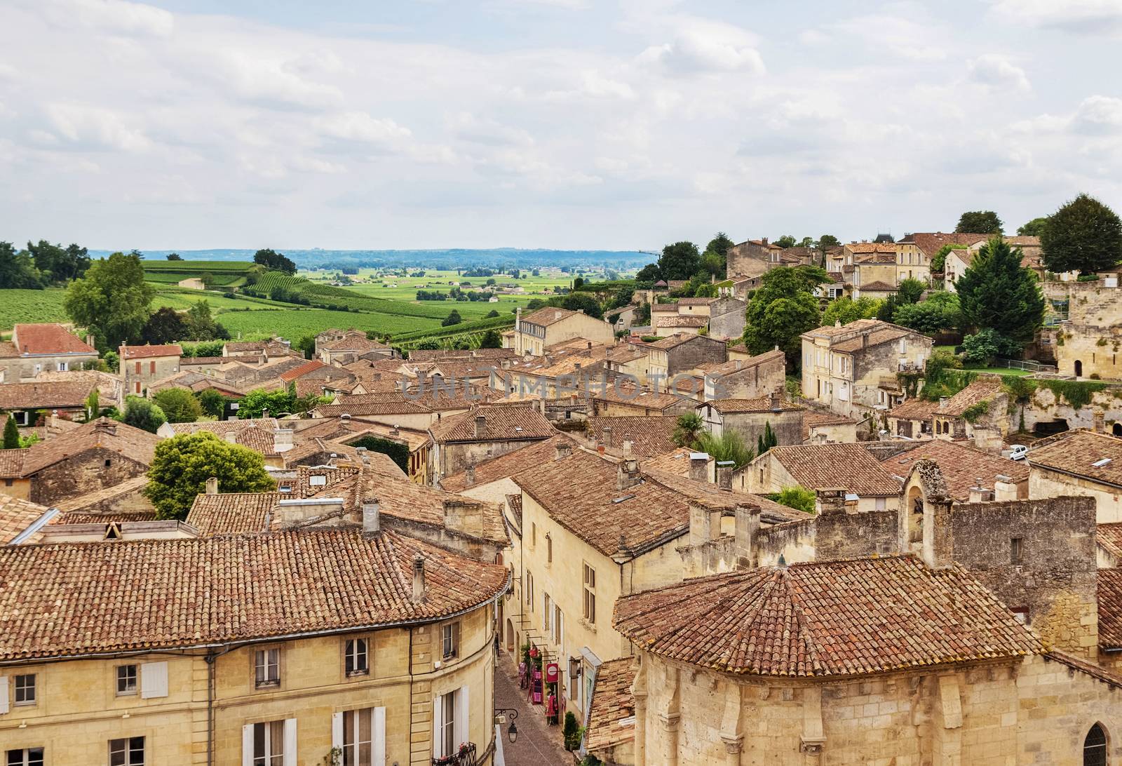 Old town of Saint-Emilion, one of the principal red wine areas of Bordeaux, France.