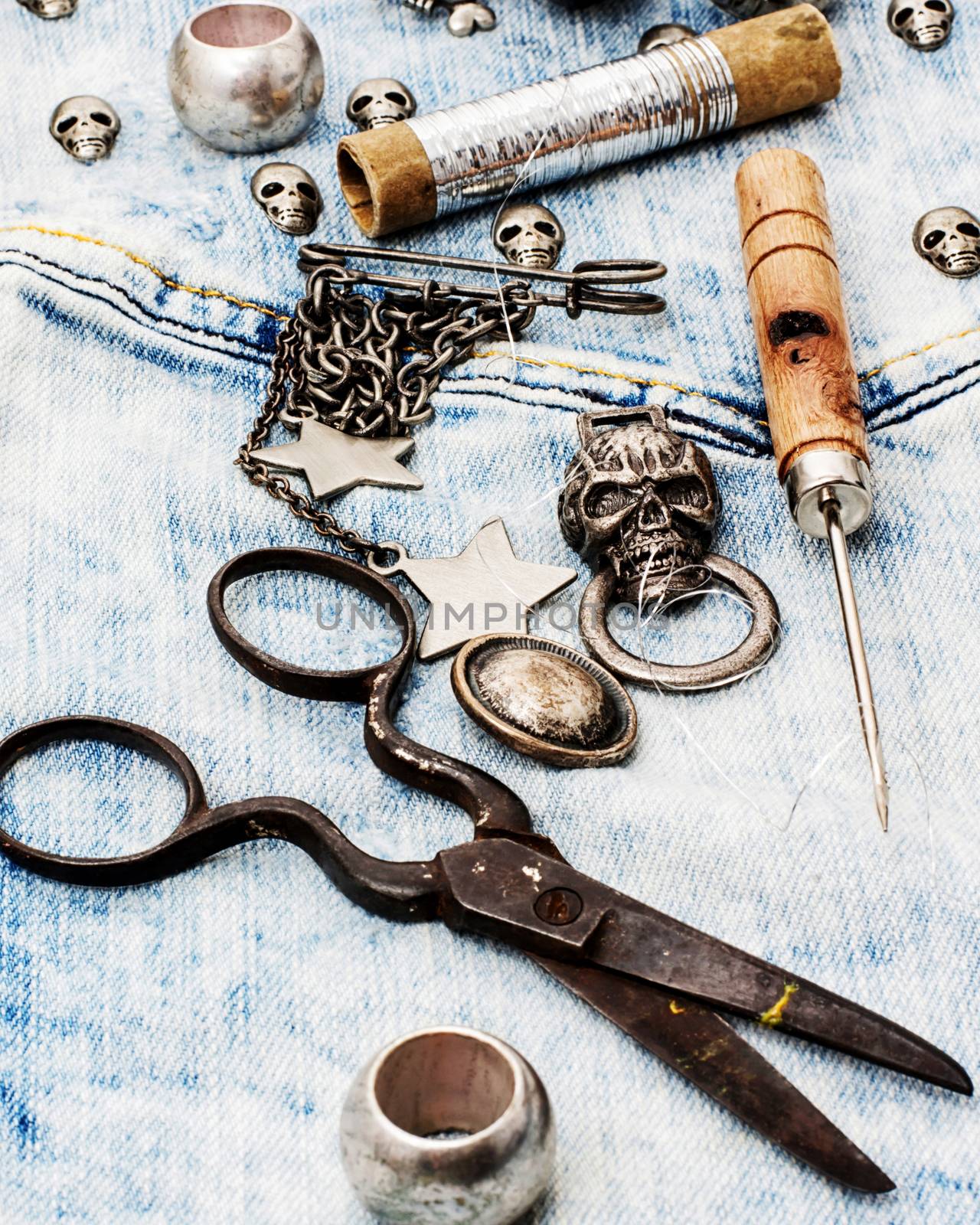 set beads,thread and bobbins for needlework