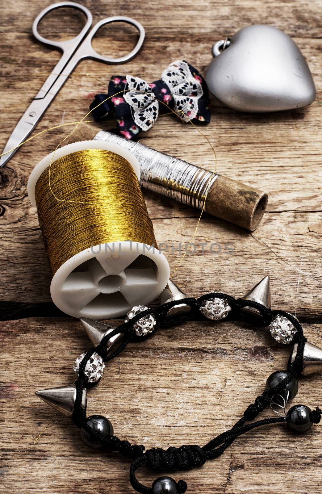 set beads,thread and bobbins for needlework