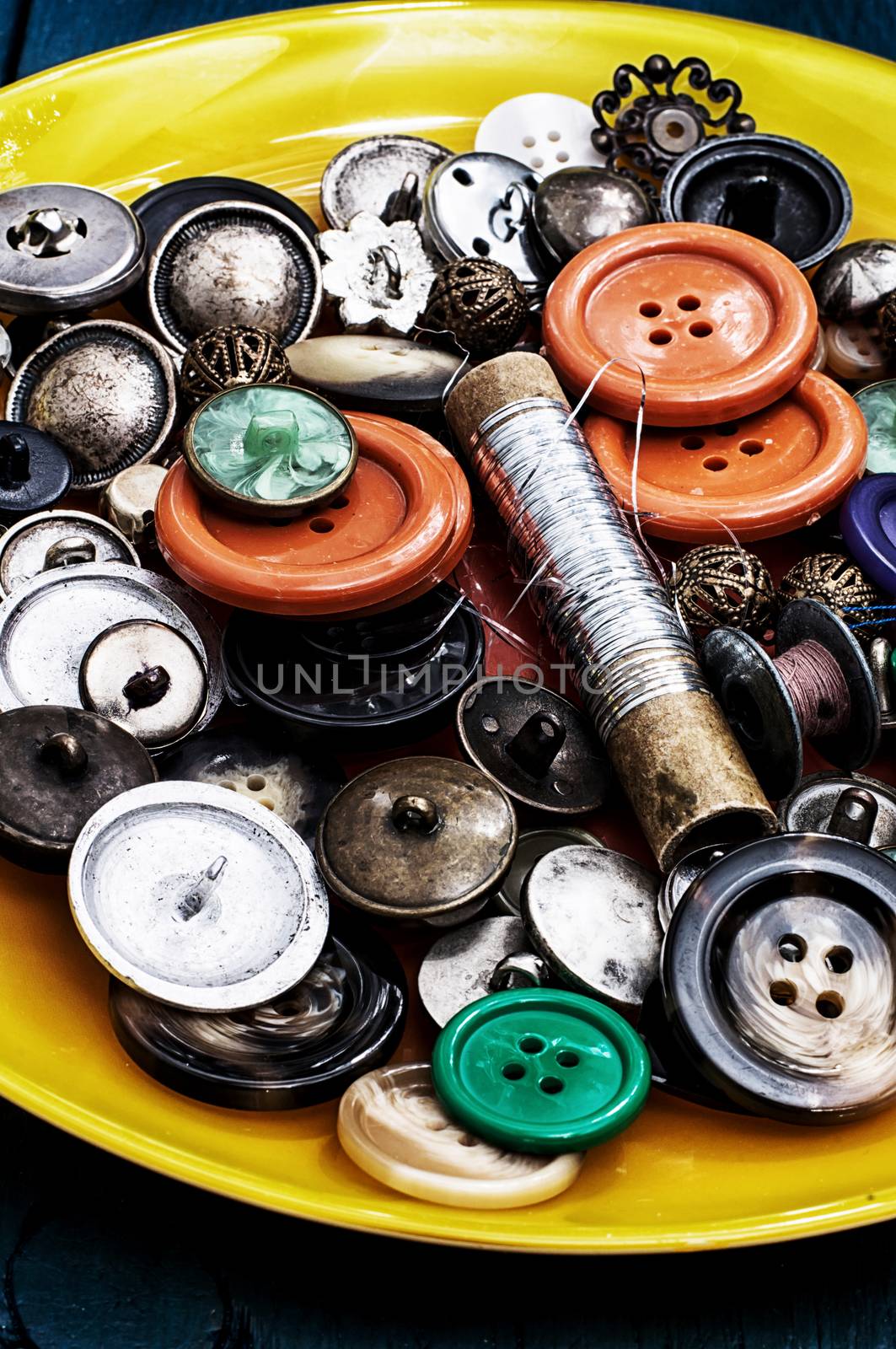set beads,thread and bobbins for needlework