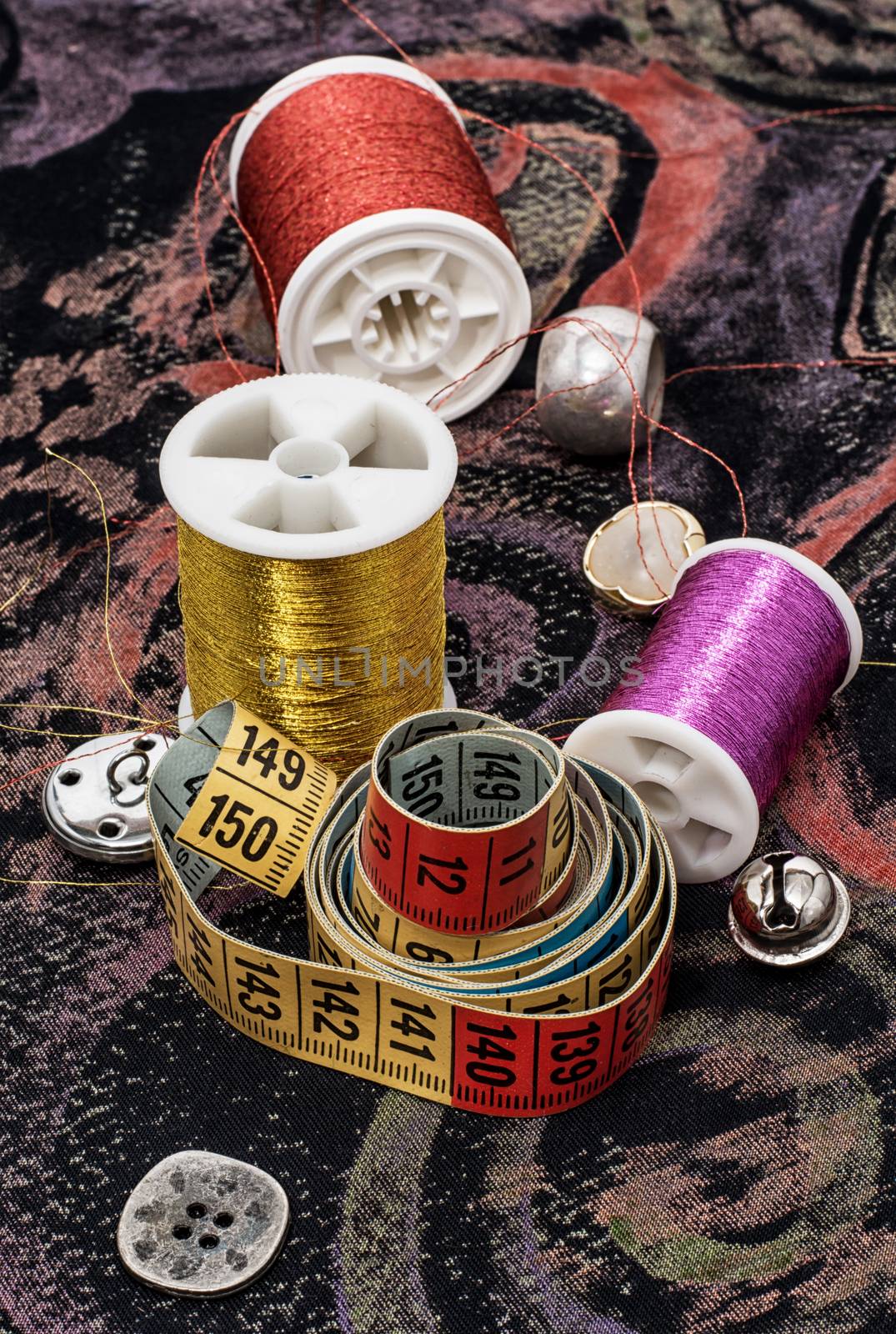 set beads,thread and bobbins for needlework
