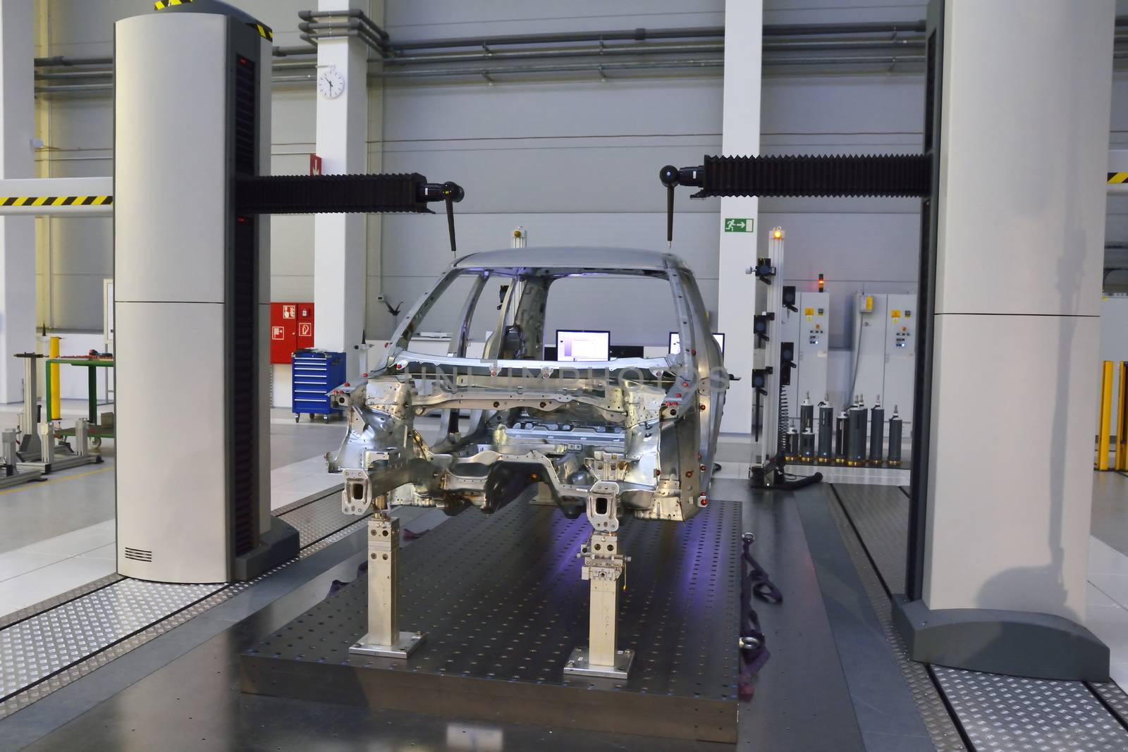 Measuring quality in a large new automobile factory