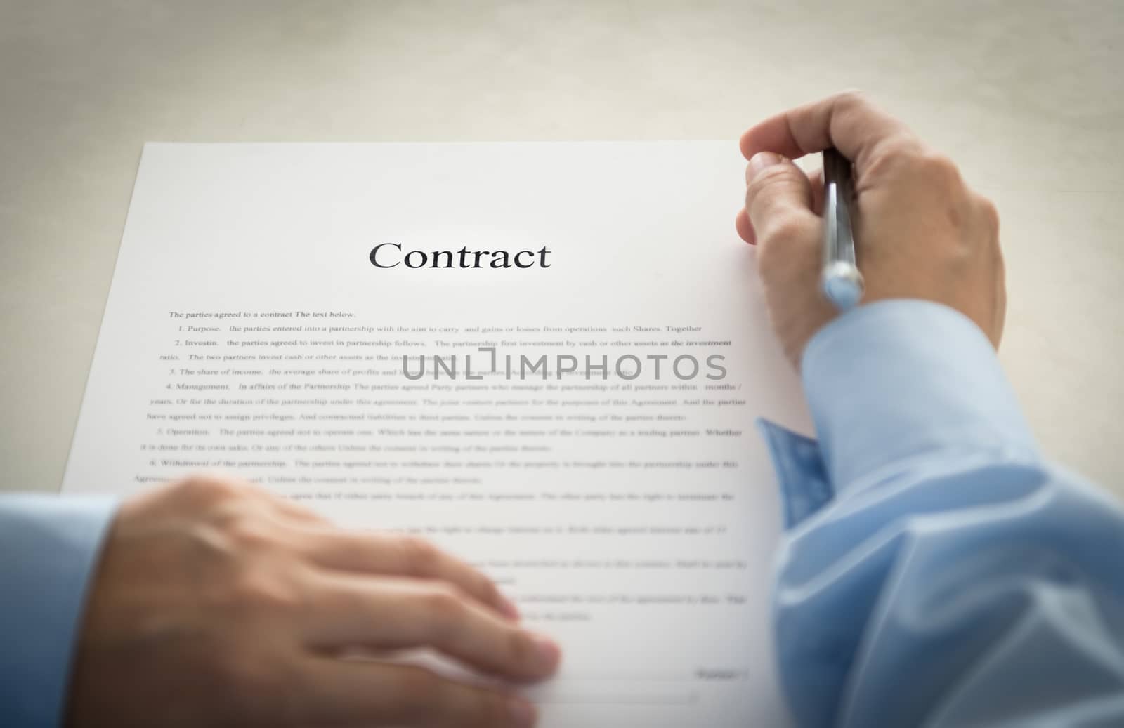 Businessmen have read the contract before you sign it.