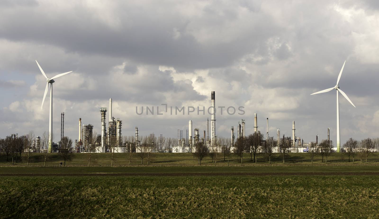 skyline refinery europoort rotterdam holland 