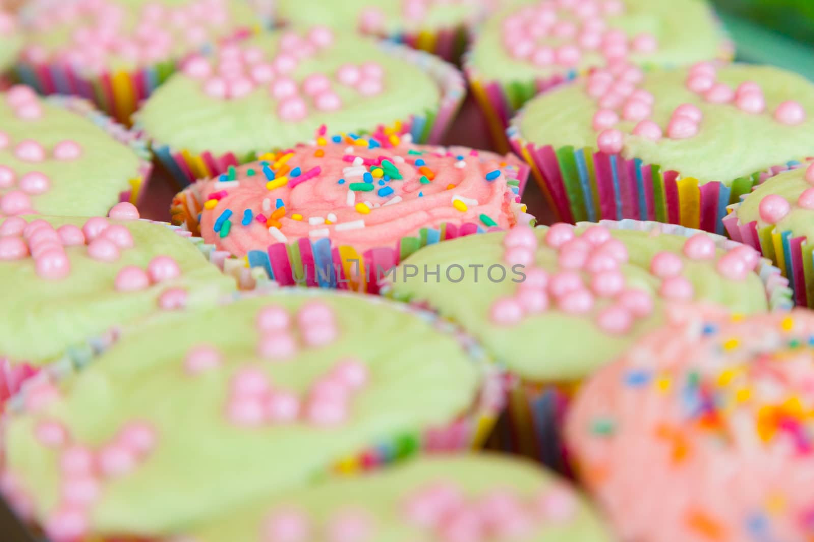 Rose and green cupcakes