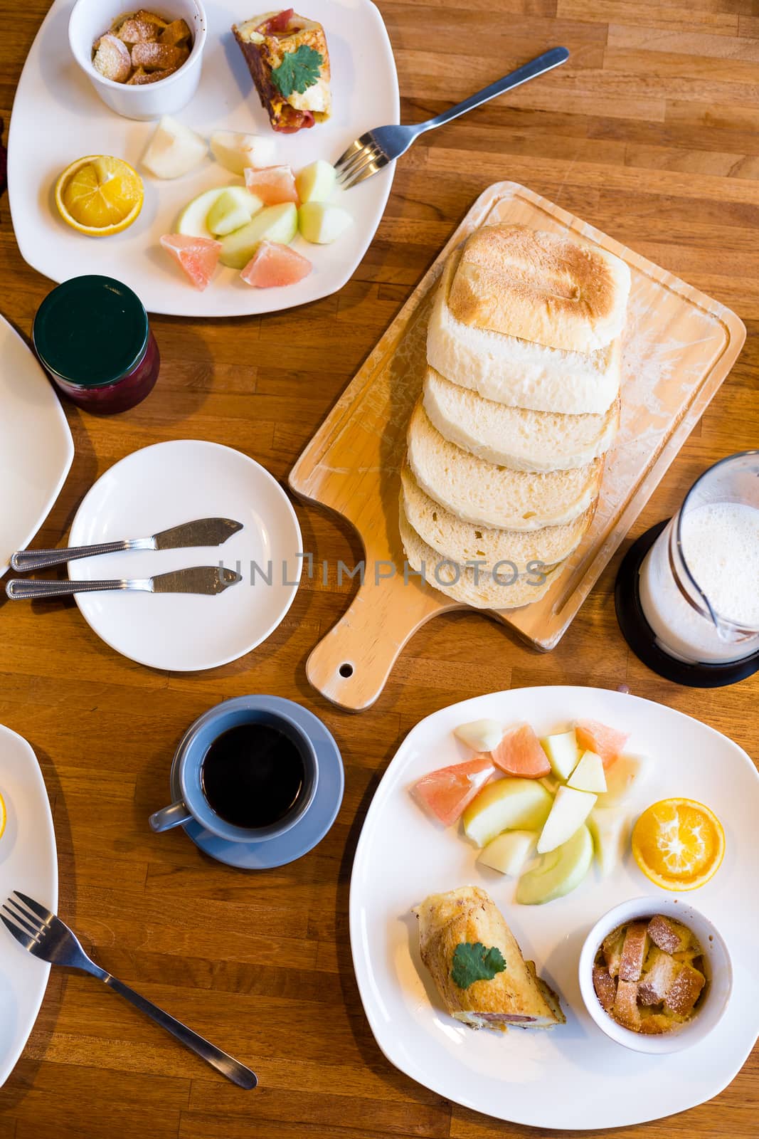 Fresh breakfast table by leungchopan