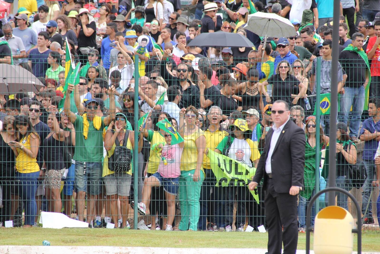 BRAZIL, Brasilia: Anti-government protesters rallied outside the Presidential Palace in Brasilia, Brazil on March 17, 2016 after ex-president Luiz Inácio Lula da Silva was appointed to the cabinet.The decision resulted in protests throughout the country, with some thinking that the appointment of the former president was an attempt to save him from charges in a corruption scandal. 