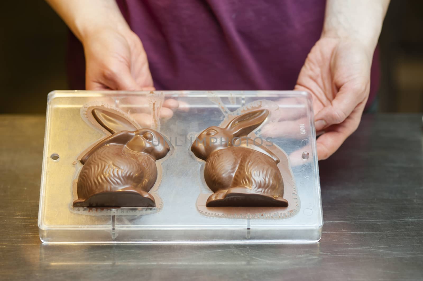 Ingredients and preparation of italian Easter milk and dark choccolate eggs and sweets