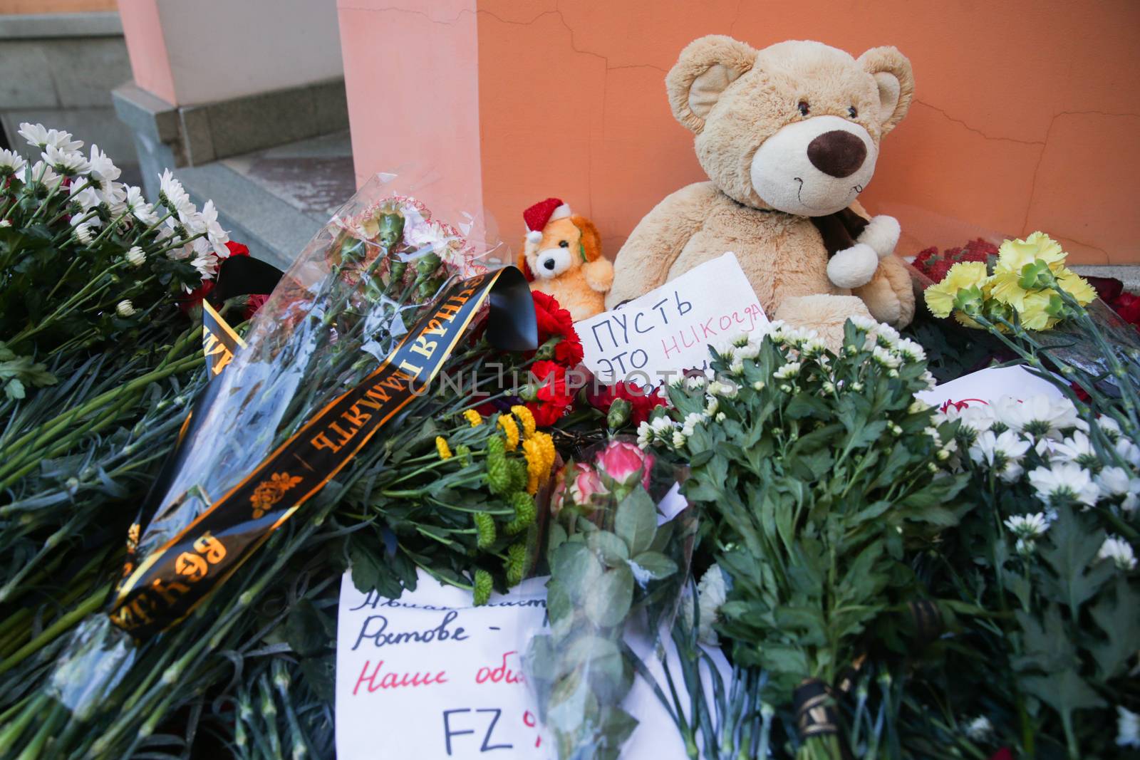 RUSSIA, Moscow: People bring flowers to the Moscow representative office of Rostov-on-Don city, on March 20, 2016 where passenger plane Boeing-737-800 crashed at landing. The plane crashed in southern Russia early on March 19, killing all 62 people on board as it tried to land in bad weather in the city of Rostov-on-Don.
