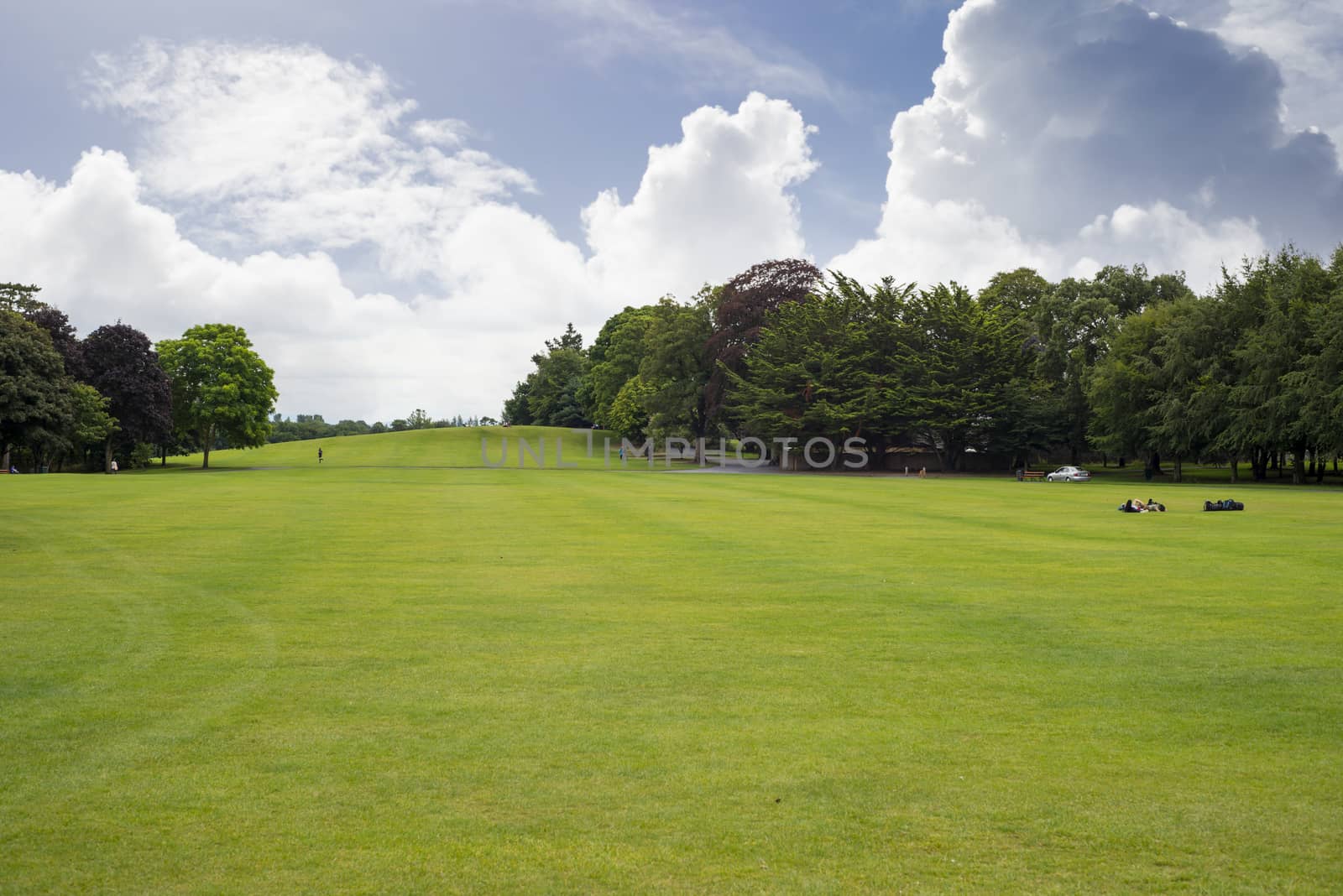 kilkenny castle garden grounds by morrbyte