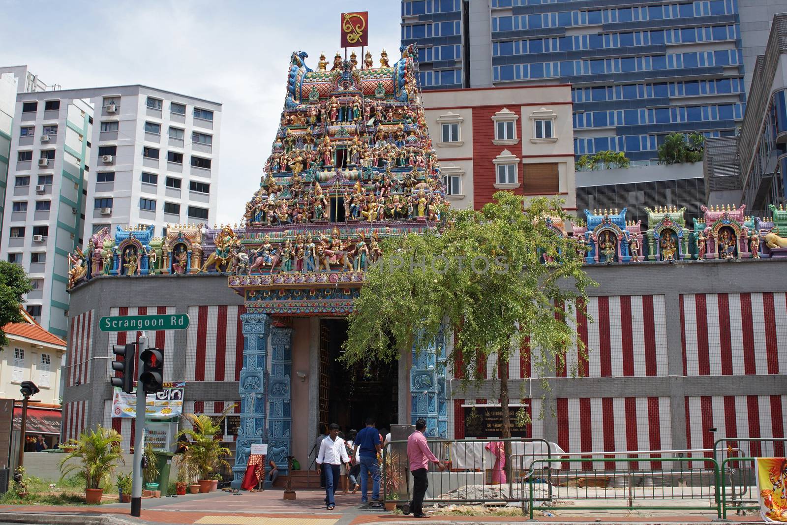 SINGAPORE, ASIA - MAY 14, 2015: Sri Veeramakalimamman Temple, one of the sights of Little India on May 14, 2015 in Singapore, Asia