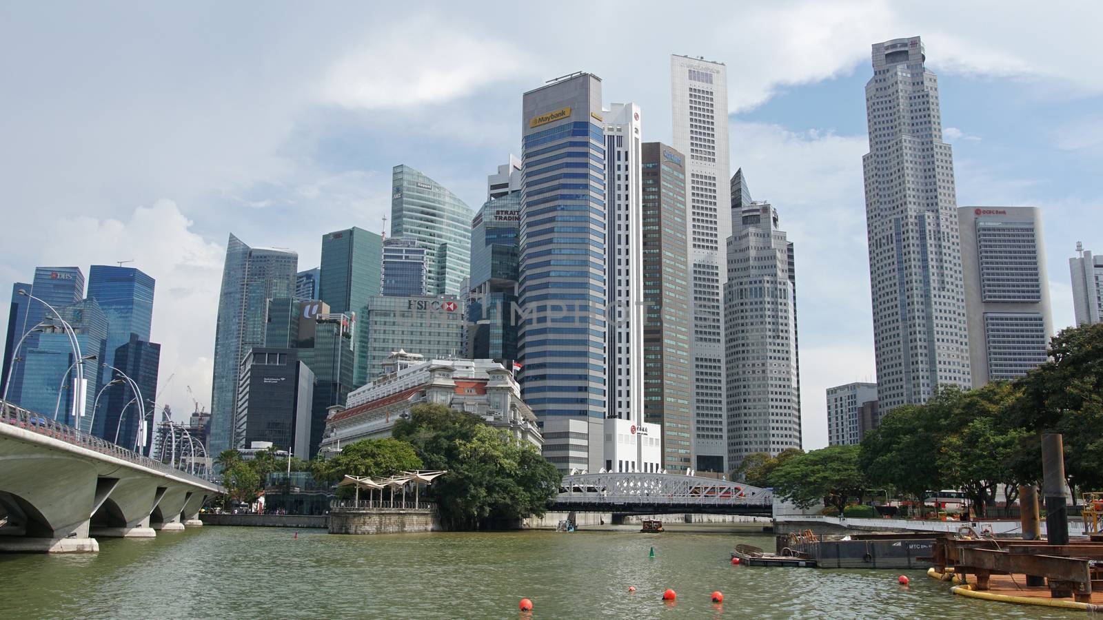 SINGAPORE, ASIA - MAY 14, 2015: Skyline of the metropolis Singapore on May 14, 2015 in Singapore, Asia