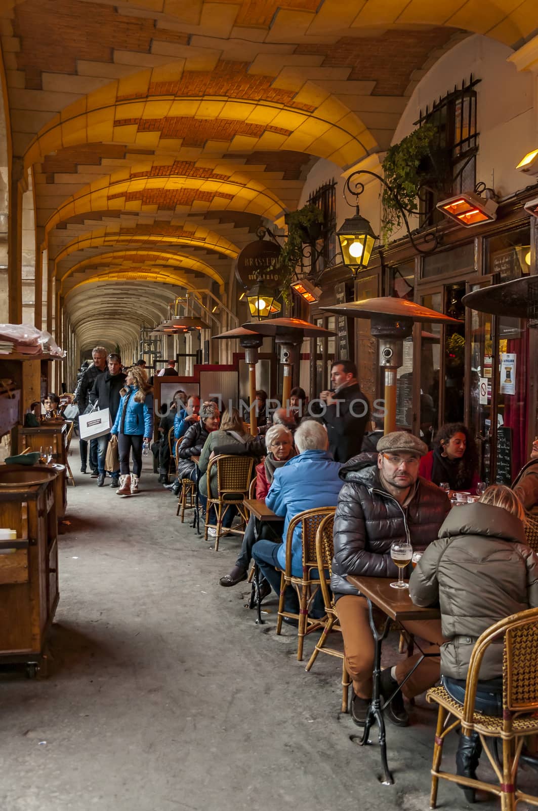 Typical Paris cafe  by edella