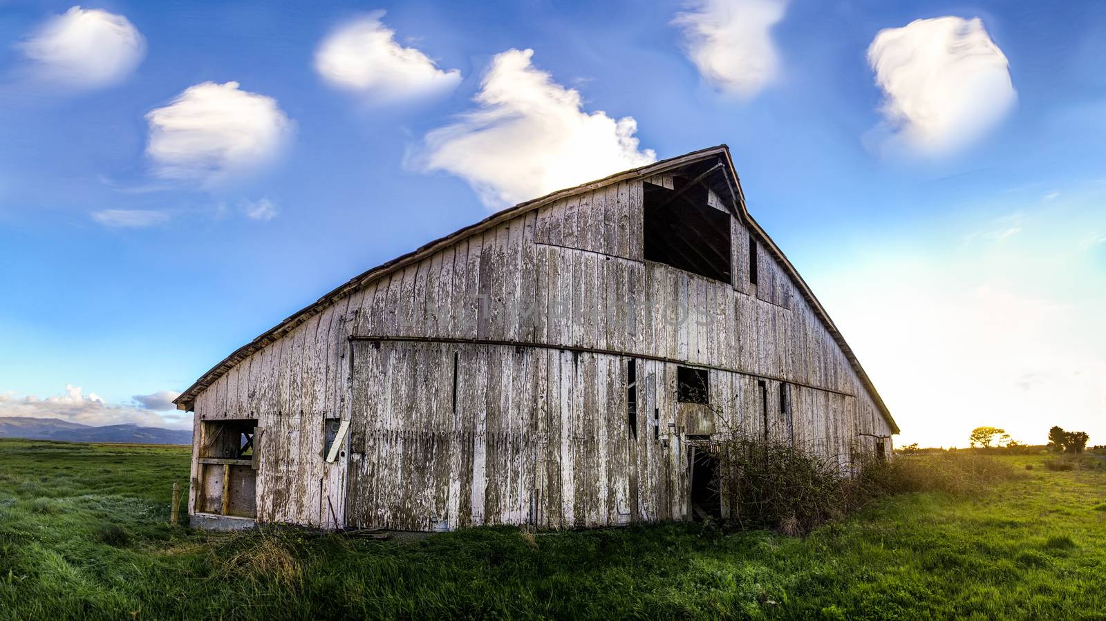Old, Antique Barn, Farm, Landscape Image, Day