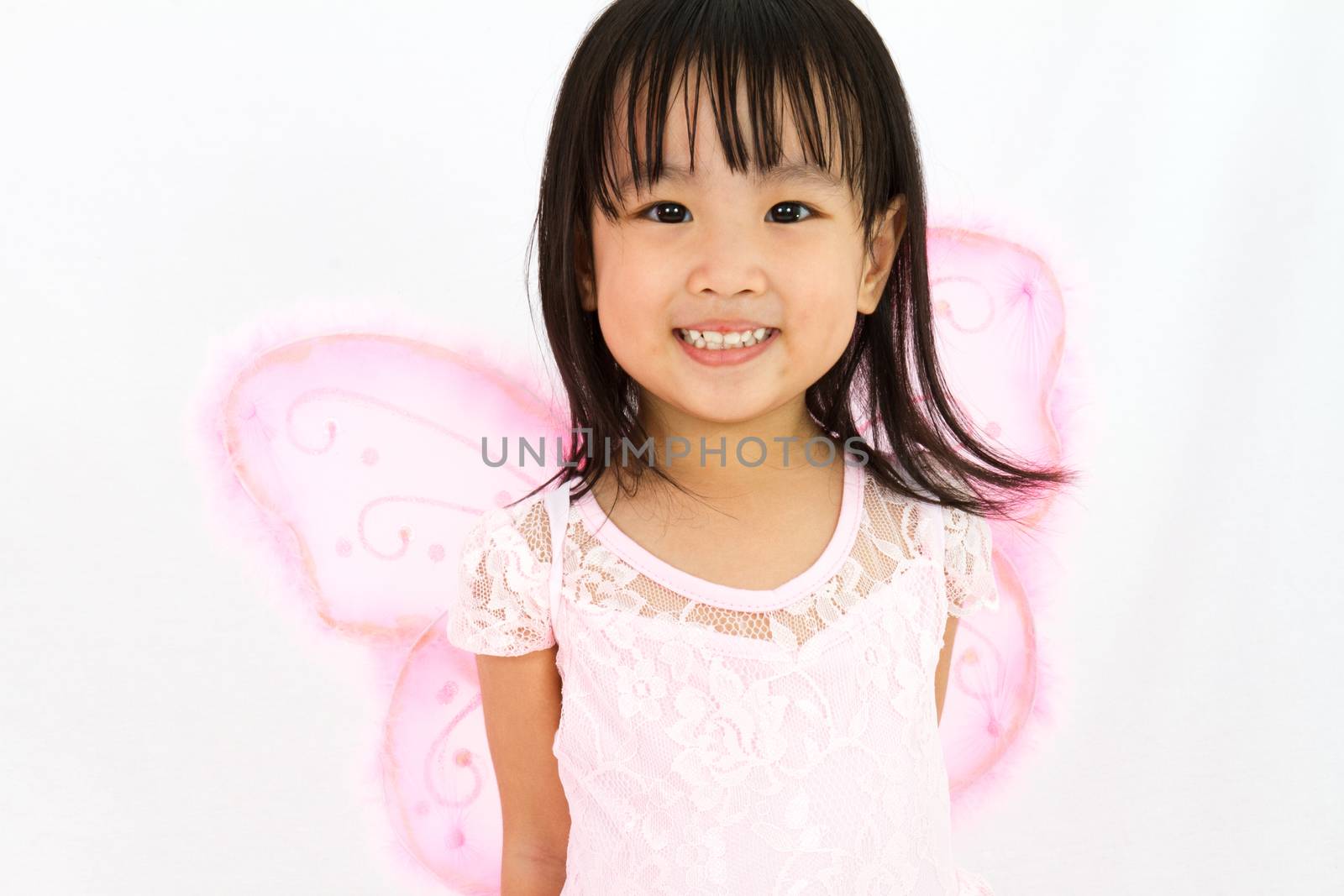 Chinese little girl wearing butterfly custome by kiankhoon