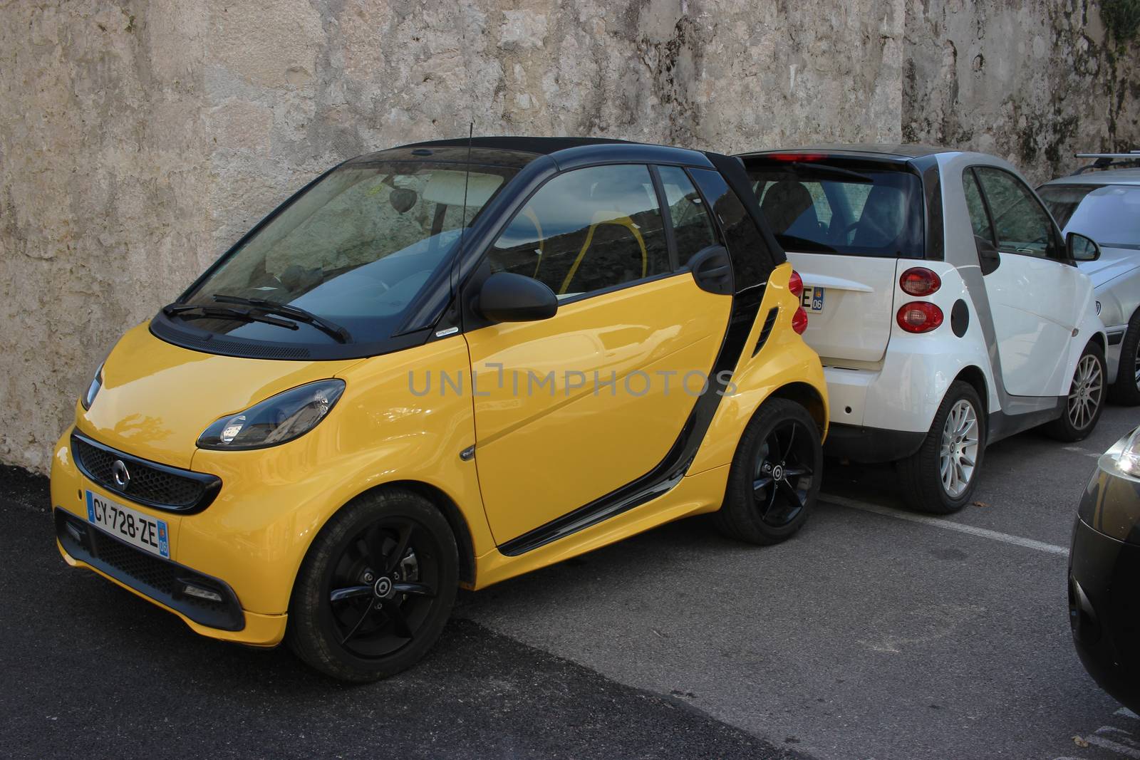 Two Smart Fortwo by bensib