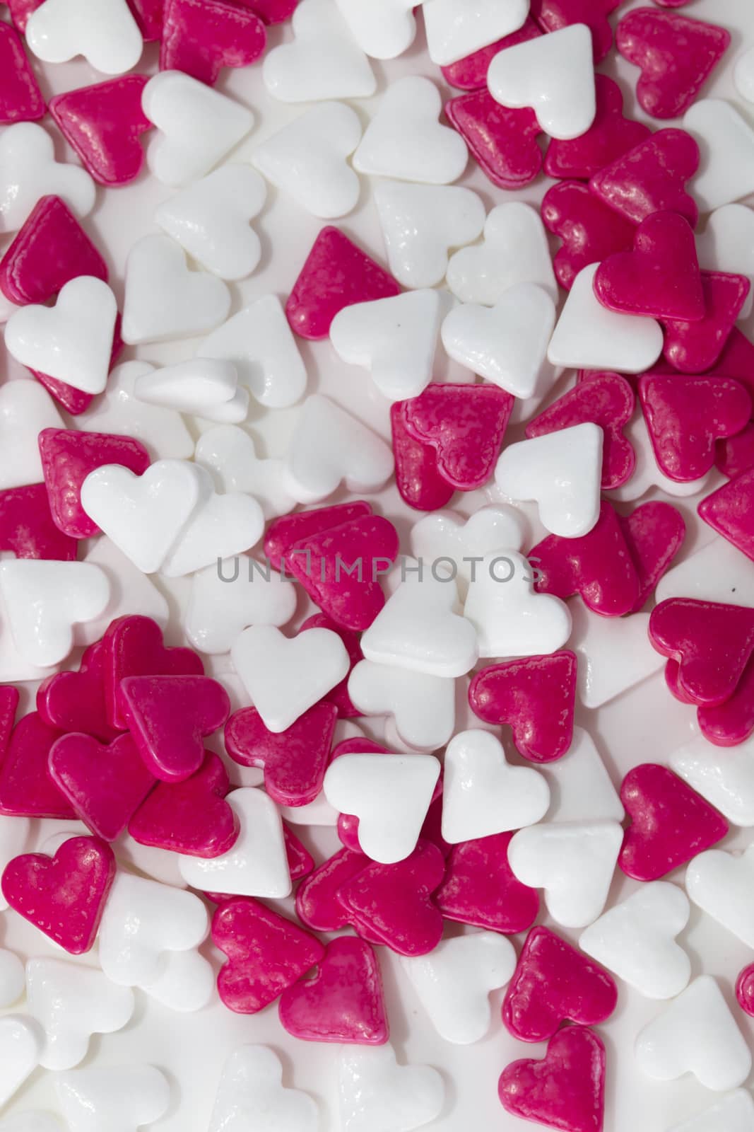 Red and white Valentine hearts