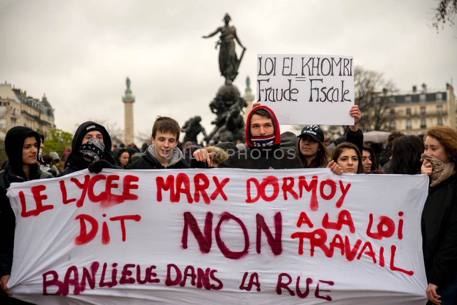 FRANCE, Paris: Pupils from Paris high school Marx Dormoy take part in a demonstration against the French government's planned labour law reforms on March 31, 2016 in Paris. France faced fresh protests over labour reforms just a day after the beleaguered government of President Francois Hollande was forced into an embarrassing U-turn over constitutional changes.