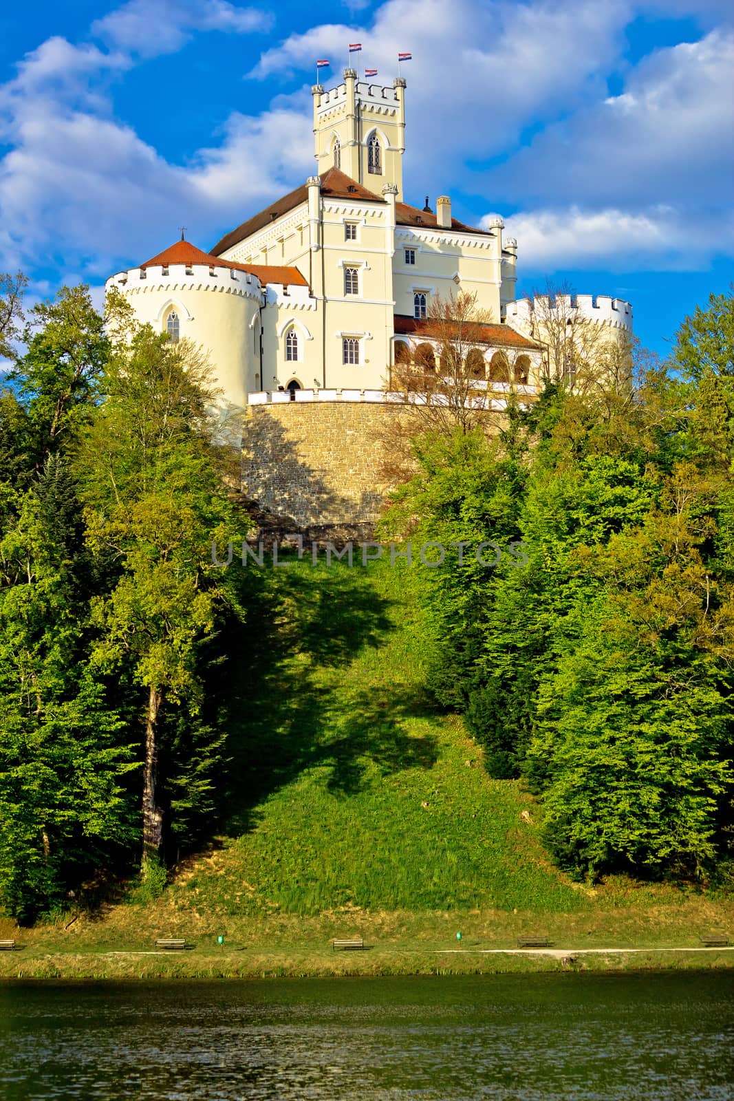 Trakoscan castle and green lake  by xbrchx