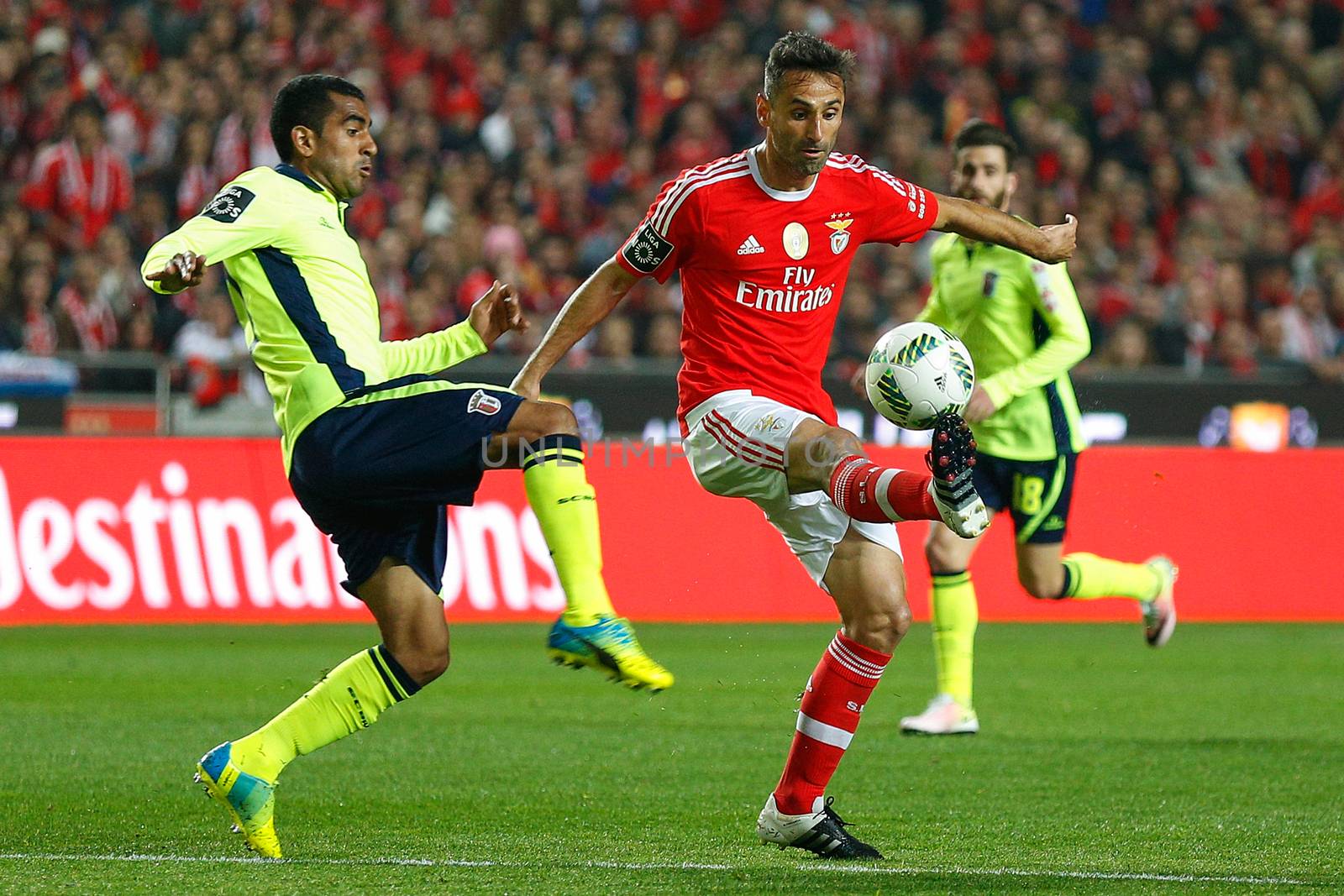 PORTUGAL, Lisbon: Benfica's forward Jonas Gonçalves Oliveira, known as Jonas (C), is pictured during the Portuguese Liga football match between Benfica and SC Braga (5-1) at Luz Stadium, in Lisbon, on April 1, 2016.