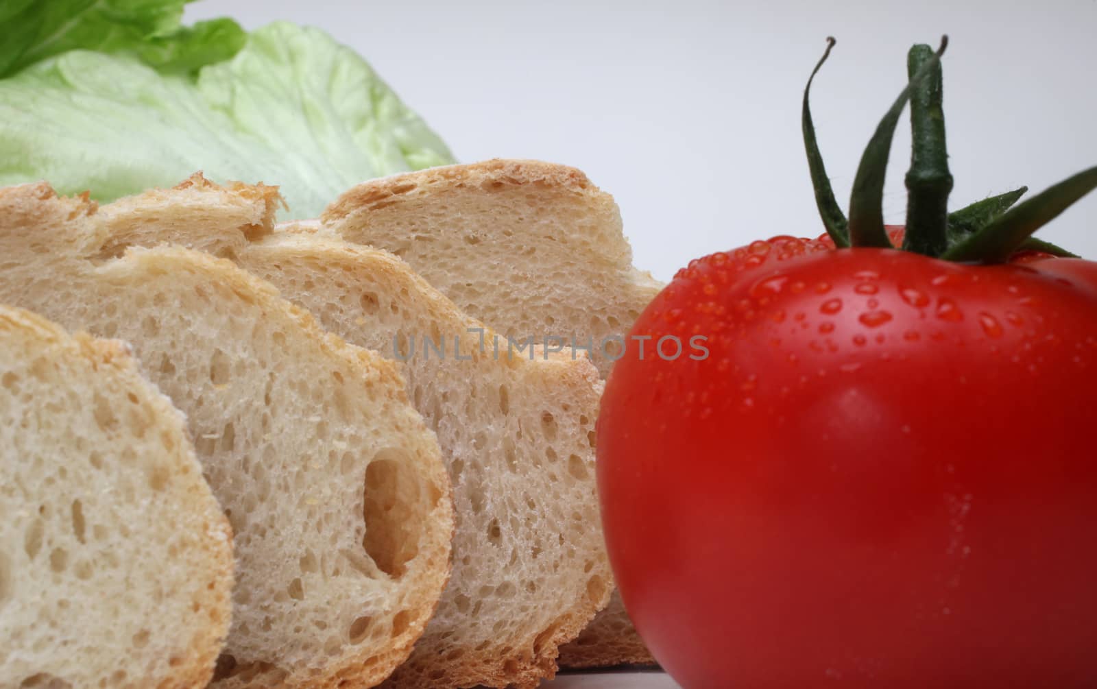 Bread with tomato