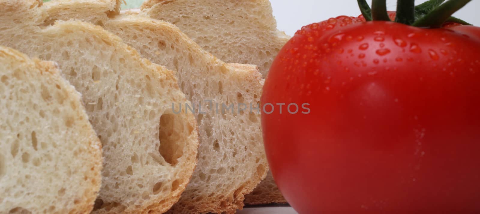 Bread with tomato by atlas