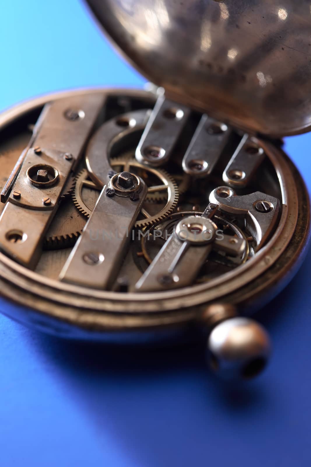 Pocket Watch Mechanism by kvkirillov