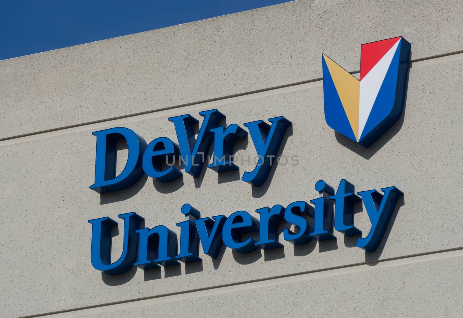 DeVry University Logo and Emblem by wolterk