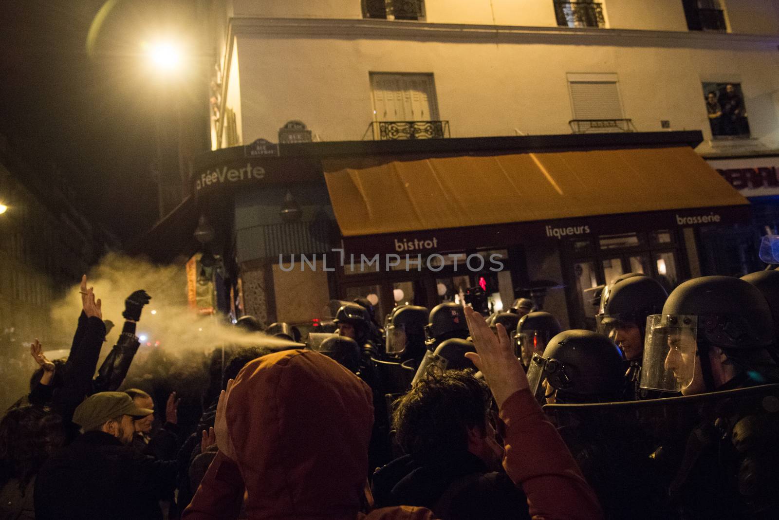 FRANCE - PARIS - DEMO - NUIT DEBOUT by newzulu