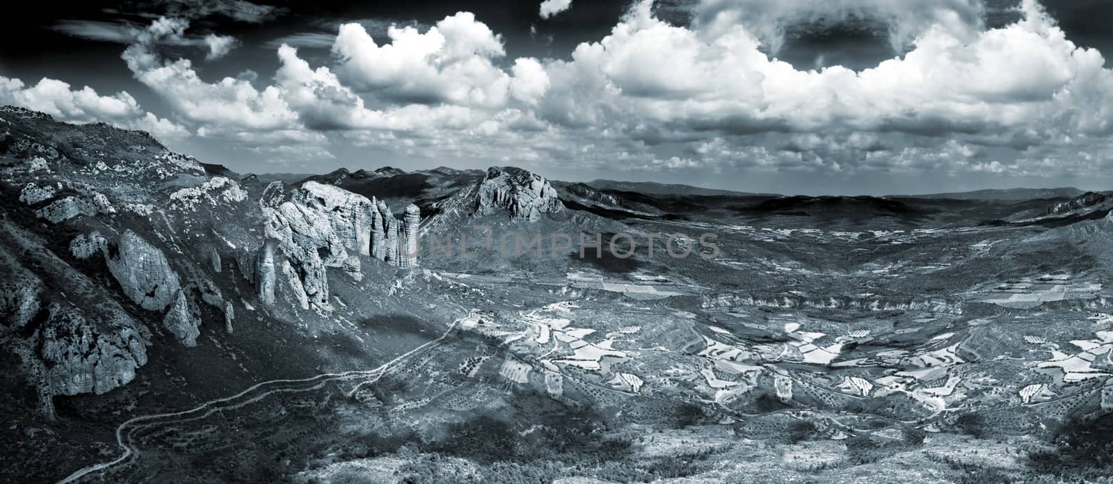 Beautiful panorama mountain landscape . by carloscastilla