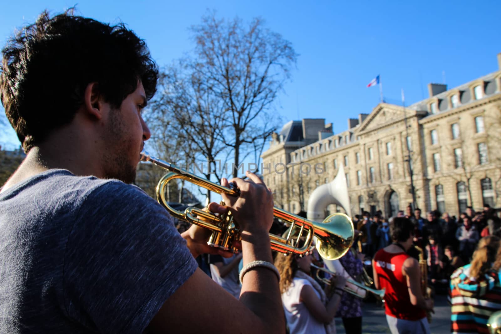 FRANCE - PARIS - DEMO - NUIT DEBOUT by newzulu