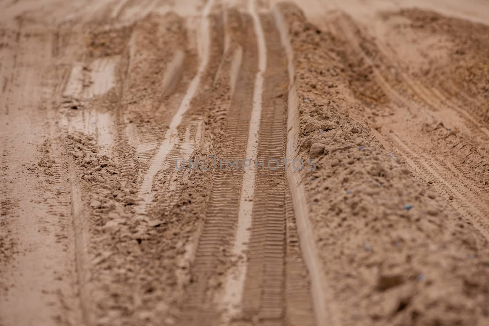 Tread pattern of a truck tire in soft soil by traza