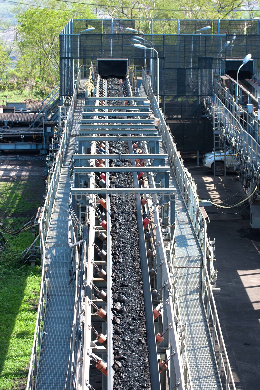 coal transportation line for processing