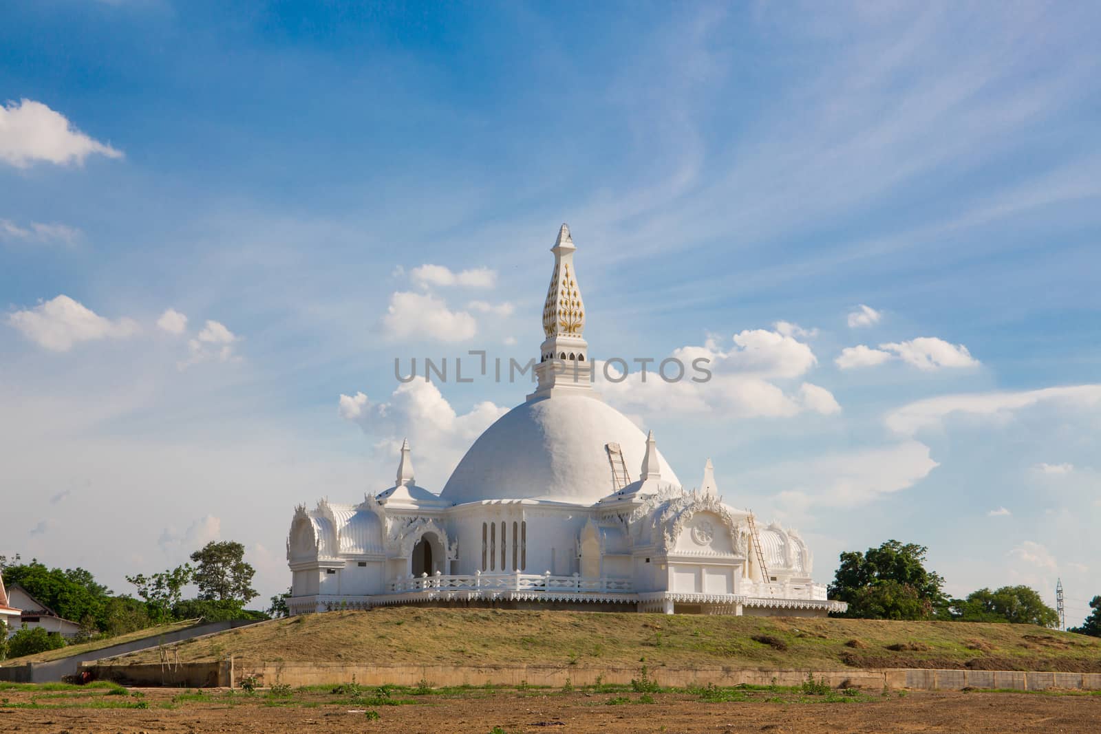 Wat bueng latthiwan White Church has made the contemporary aesthetic at Ayutthaya in Thailand.