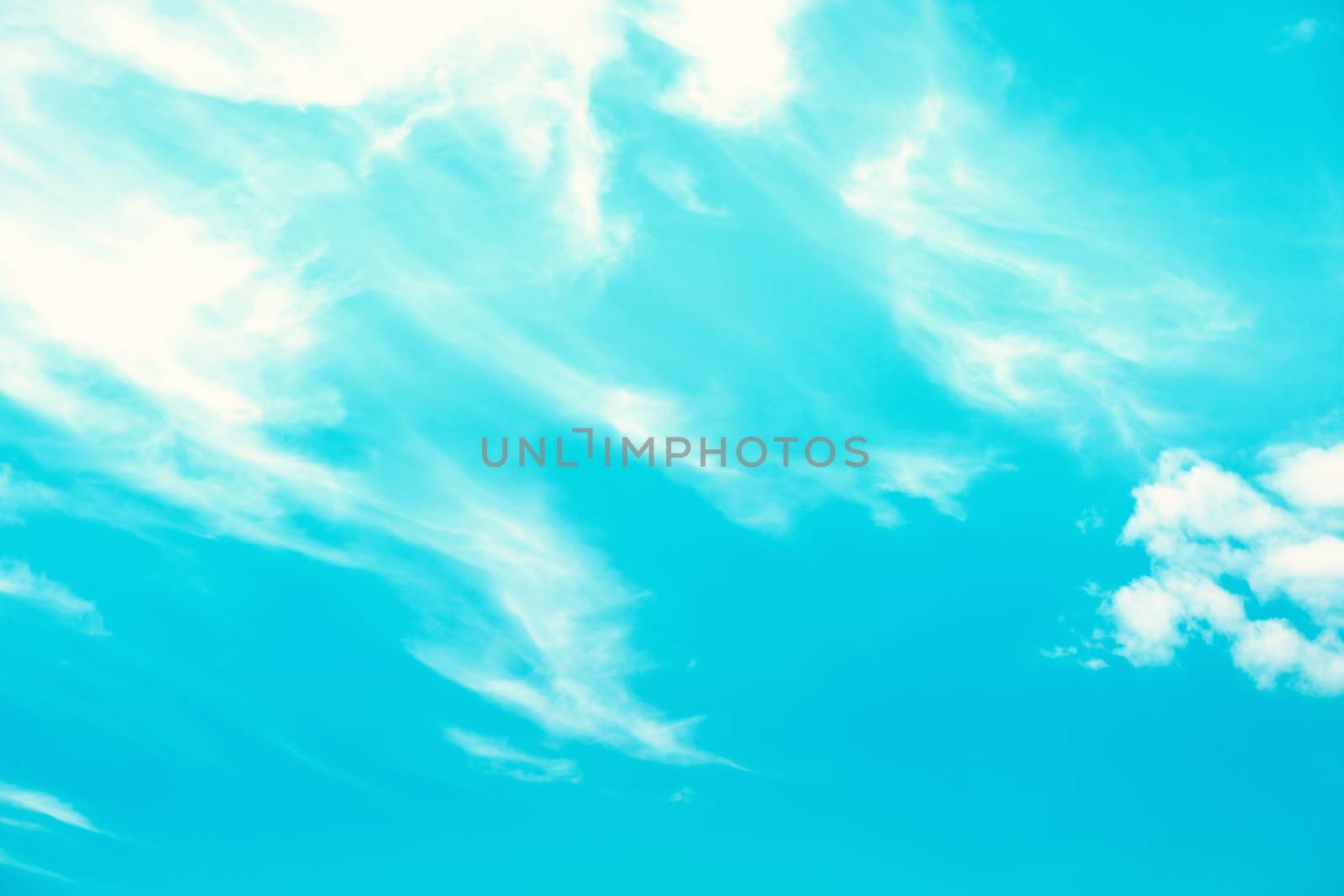 Blue sky and white clouds by vapi