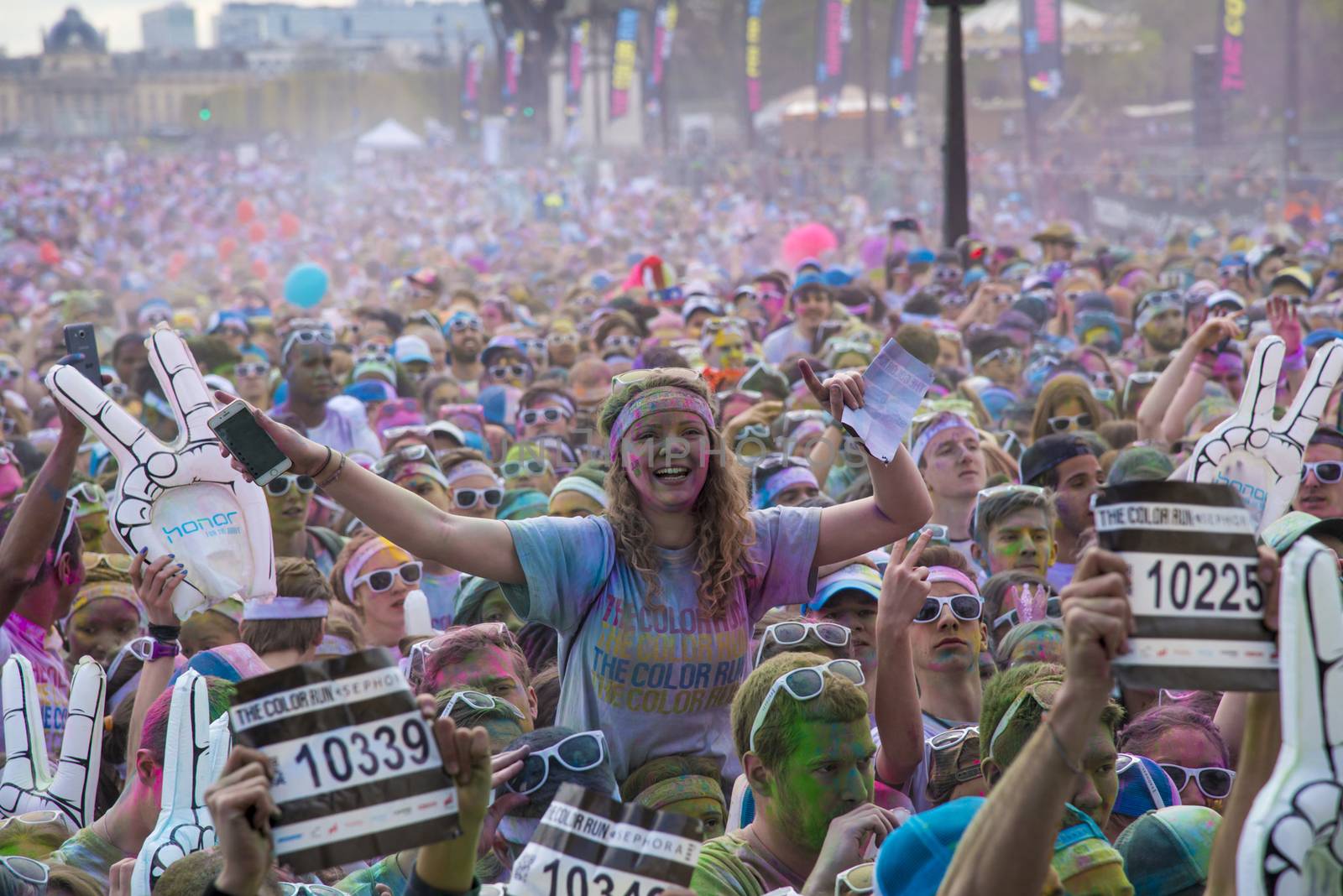 FRANCE - SPORT - COLOR RUN by newzulu