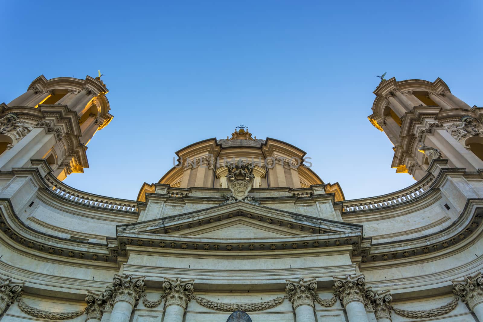 Bottom view of saint Agnese church by rarrarorro