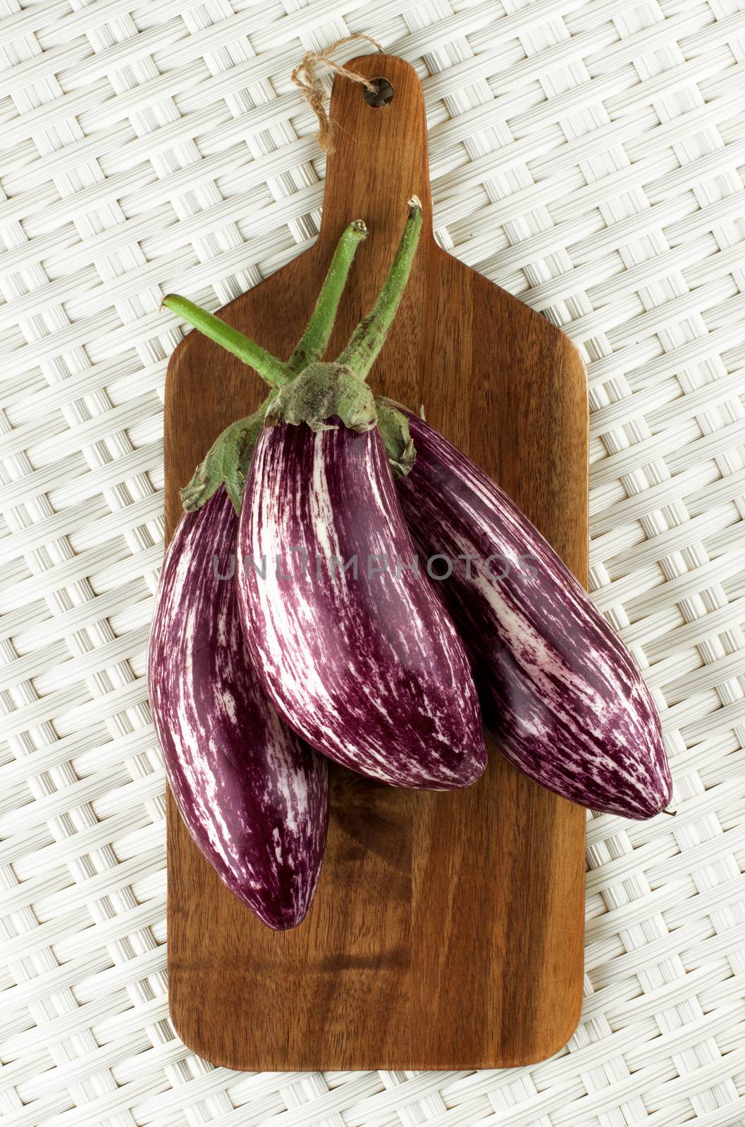 Raw Striped Aubergines by zhekos