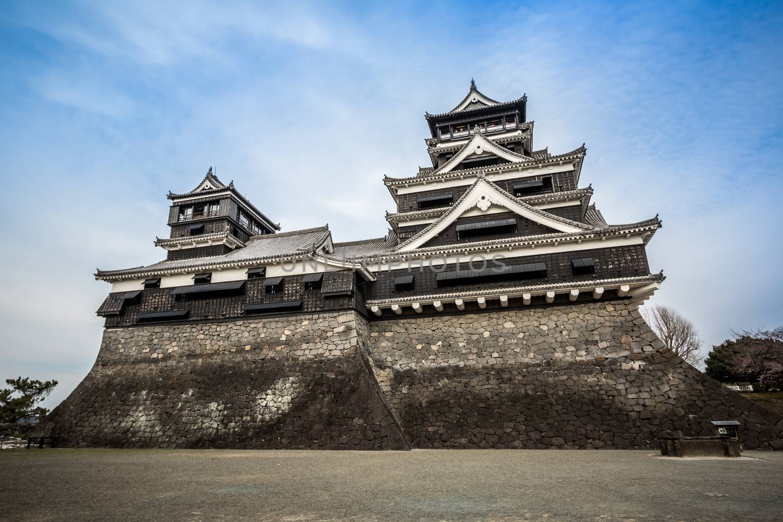 The Kumamoto castle by darkkong