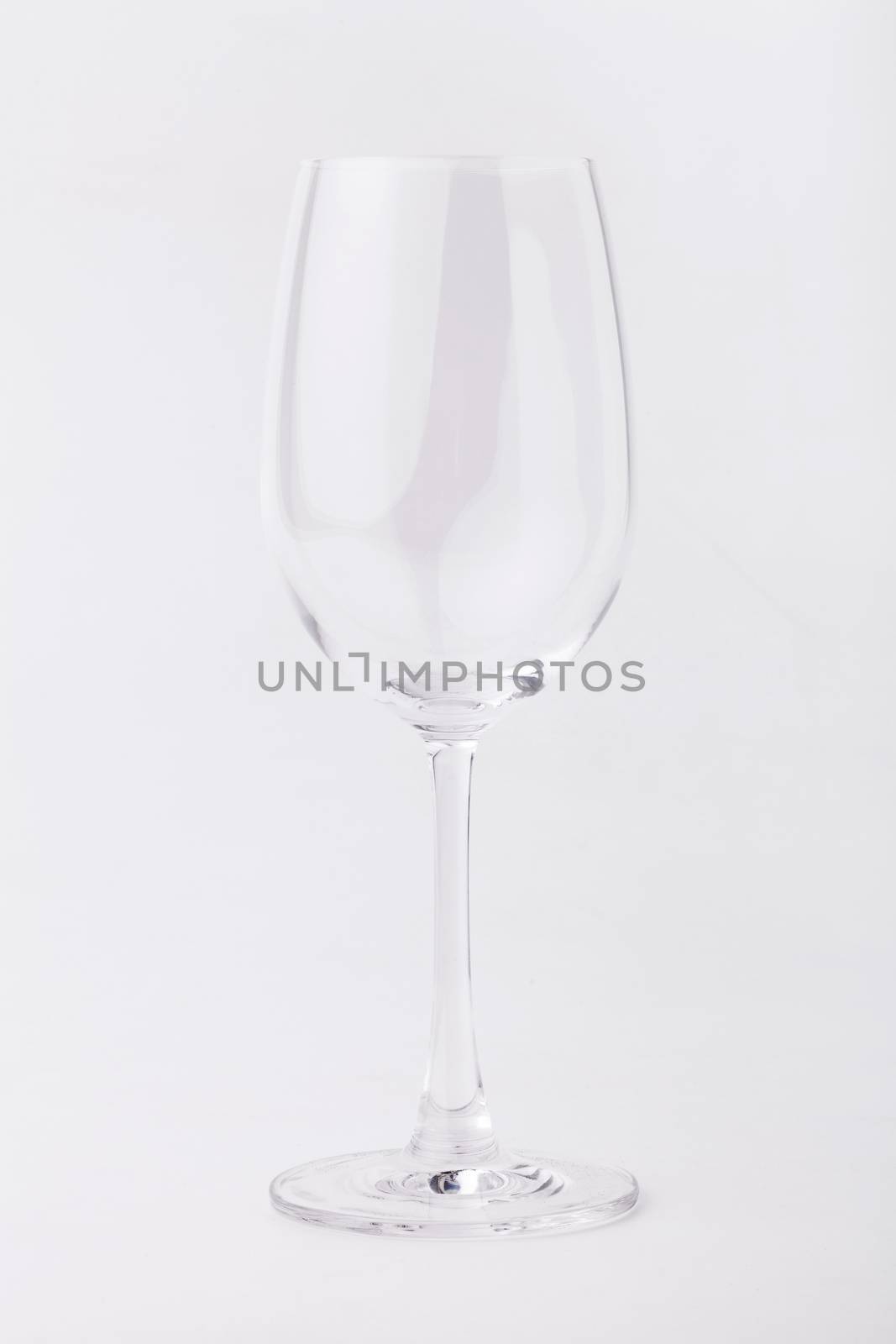 empty wine glass by darkkong