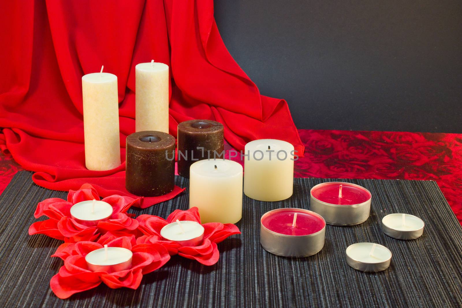 Сomposition of candles in red black colors by LenoraA