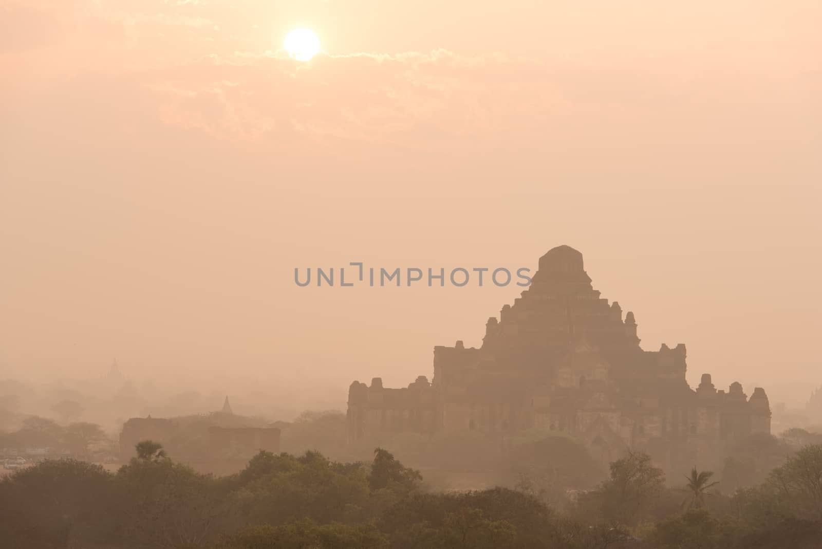 Dhammayangyi temple The biggest Temple in Bagan with sunrise, Myanmar