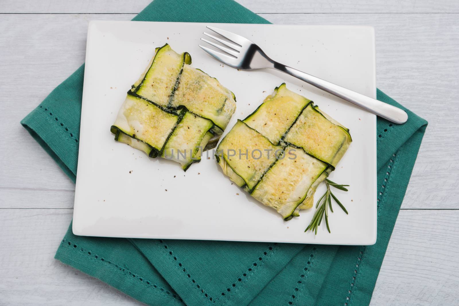 Oven baked courgettes by AnaMarques