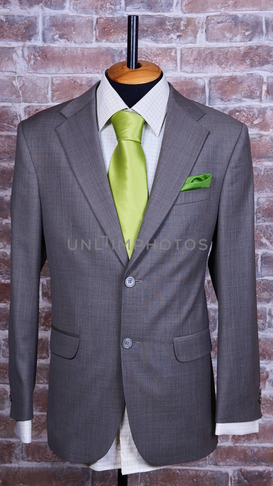 Elegant business suit by sarymsakov