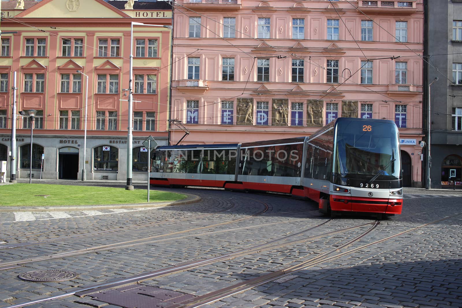 Modern Articulated City Tramway Skoda  by bensib