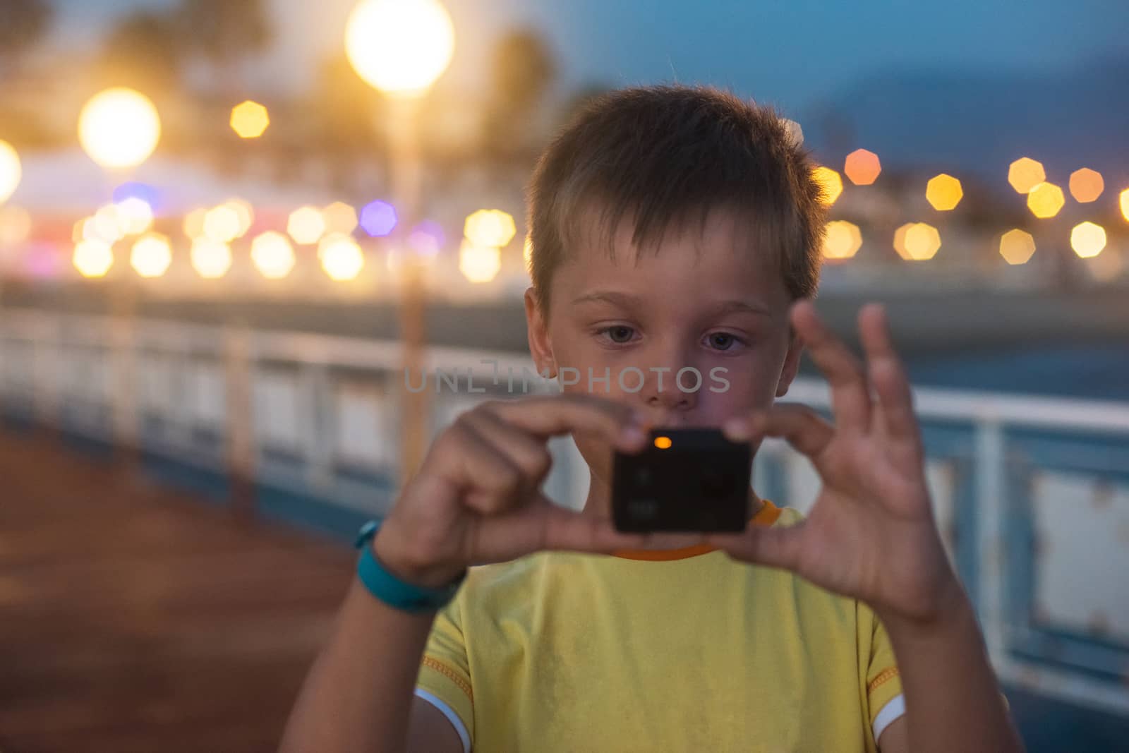 Kid boy walking by rusak