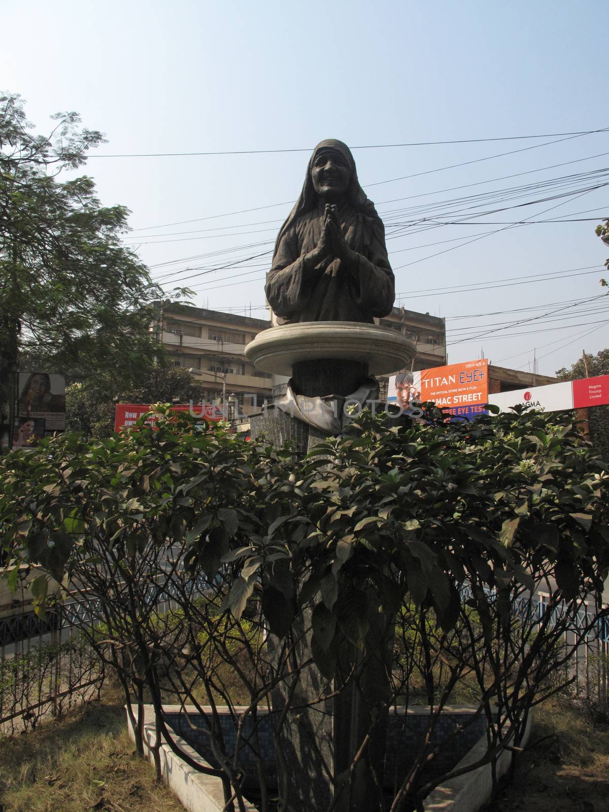 Mother Teresa monument in Kolkata by atlas