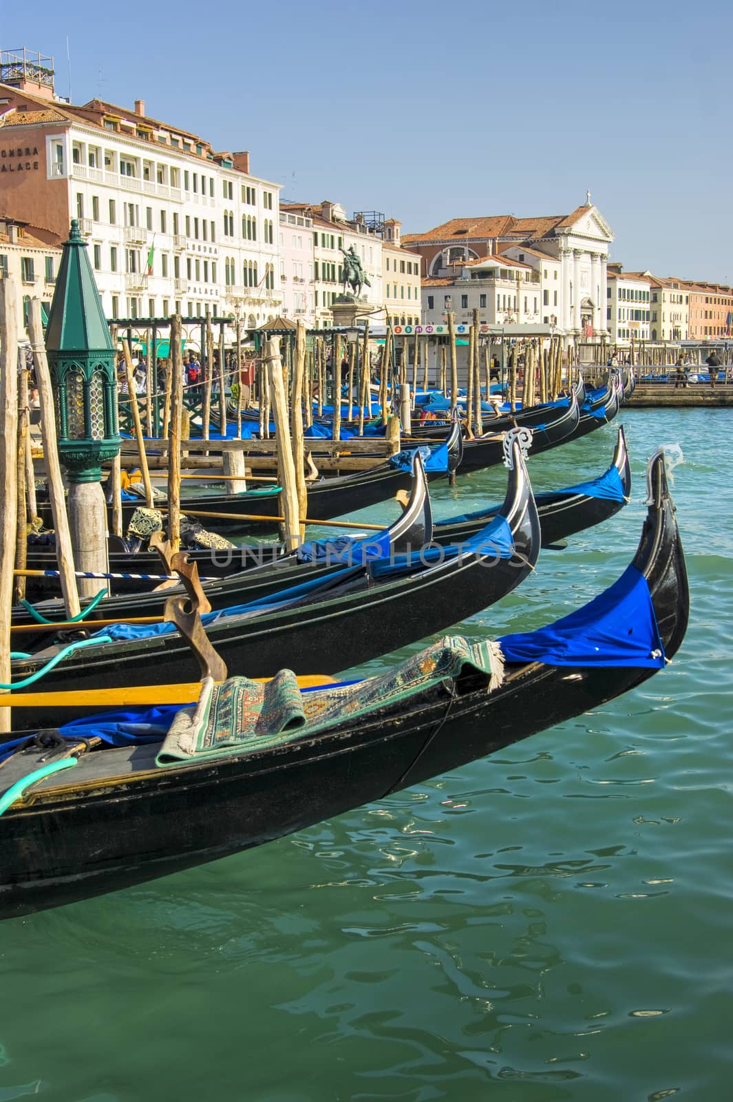 Navigation in Venice by fotografiche.eu