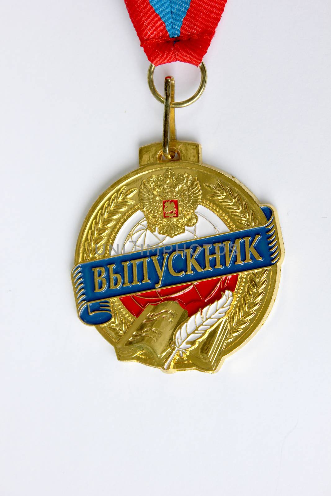 souvenir medallion "Graduate" for the pupils who graduated from average general education educational institution in the Russian Federation