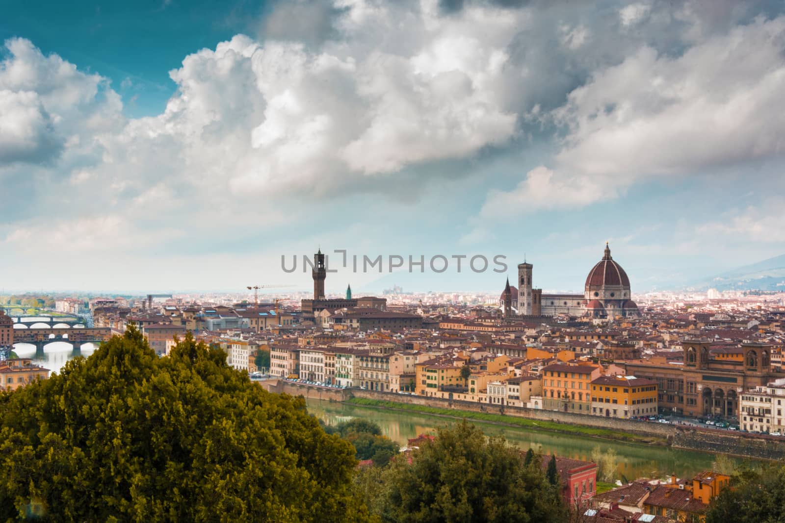 Florence cityscape in a cloudy day
